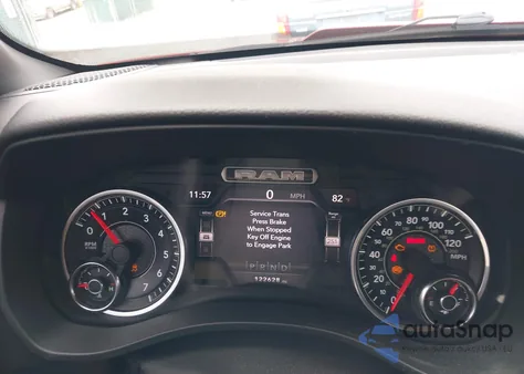 2021 Ram 1500 Big Horn 4X4 5'7 Box из США, поврежденный, VIN 1C6SRFFT9MN598169